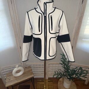 Obermeyer White and Black Ski Jacket with Modern Silhouette